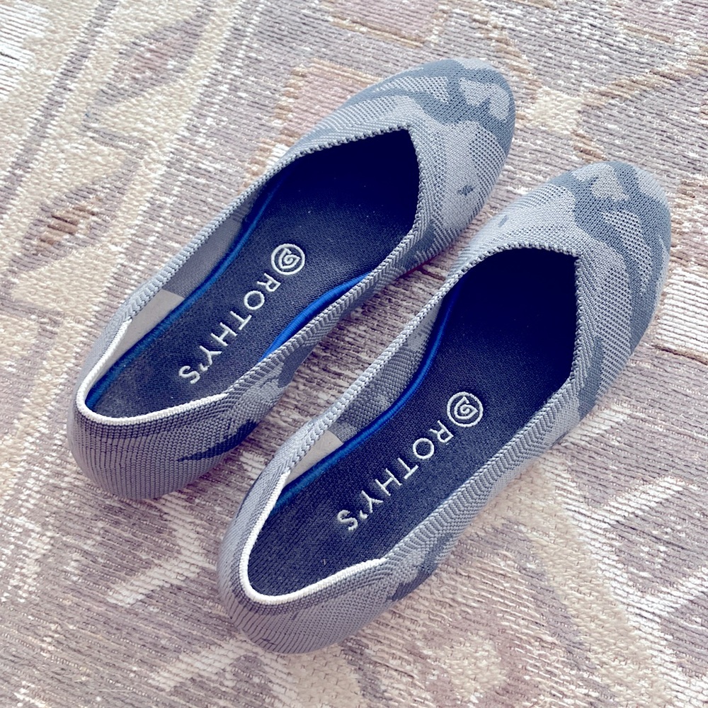 Retired camo Rothy’s size 8.5 round toe